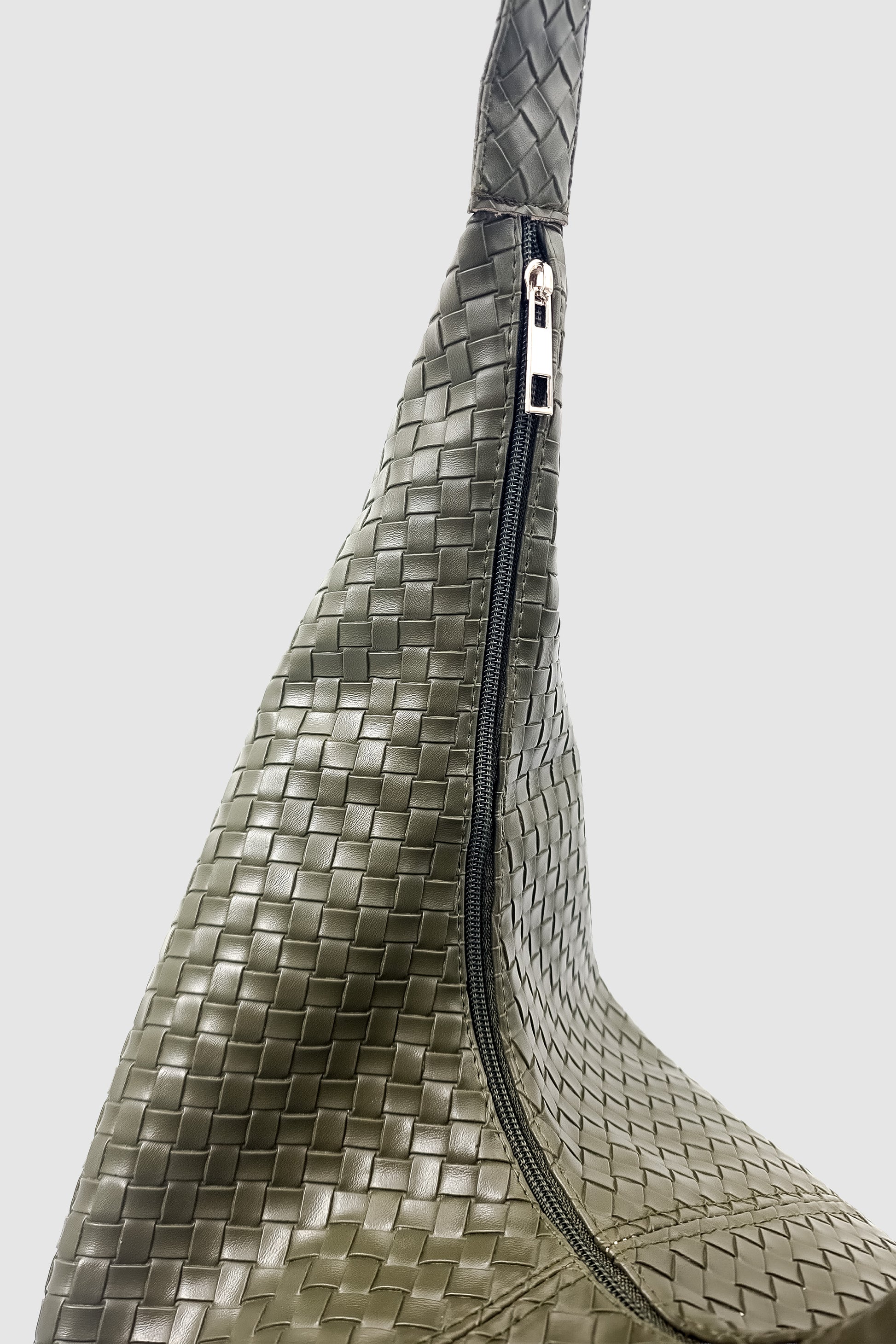 Plaro Örgü Desen Büyük Hacimli Fermuarlı Hobo Omuz Çantası Haki