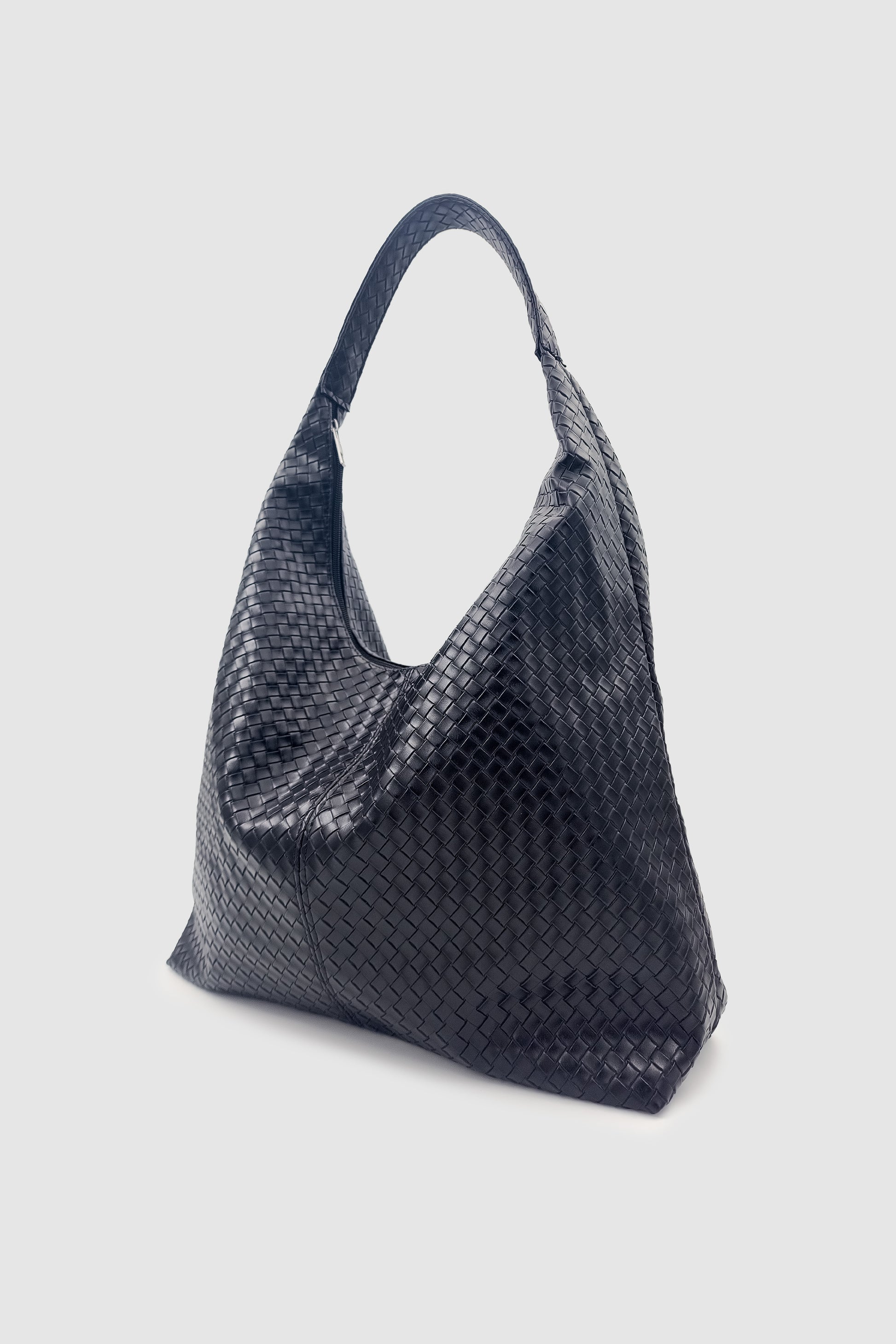 Plaro Örgü Desen Büyük Hacimli Fermuarlı Hobo Omuz Çantası Siyah