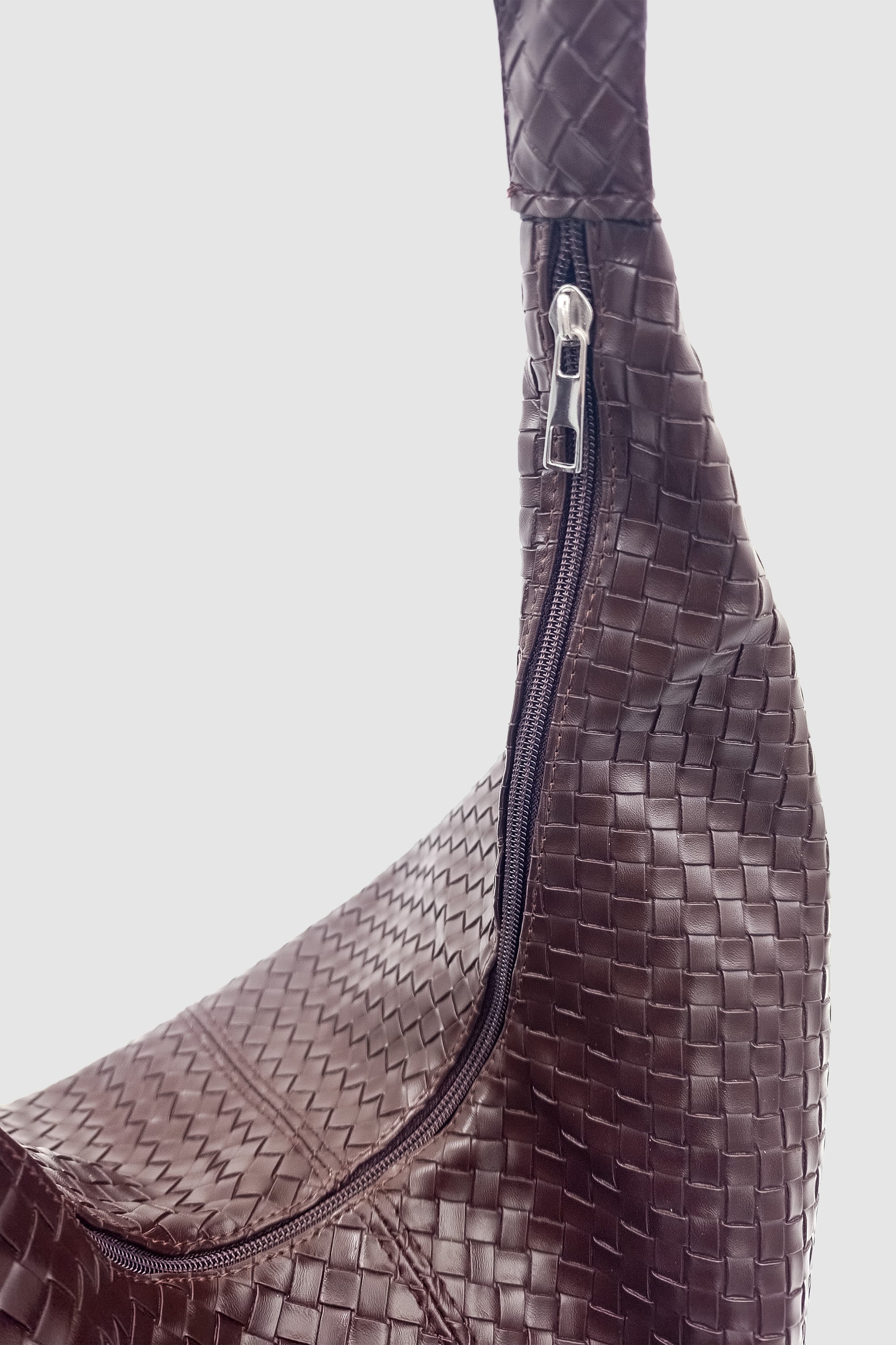 Plaro Örgü Desen Büyük Hacimli Fermuarlı Hobo Omuz Çantası Acı Kahve