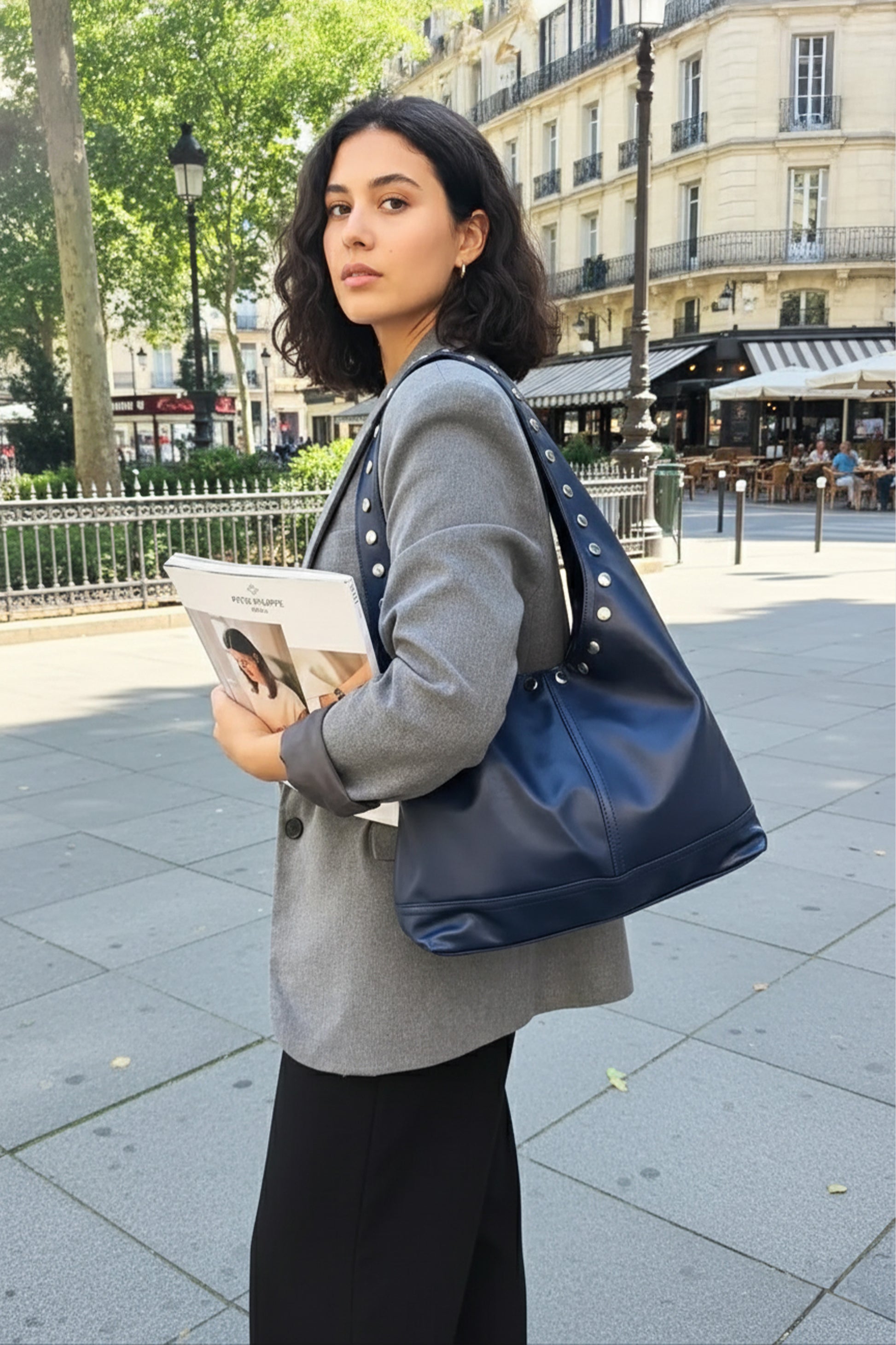 Stula Büyük Hacimli Mıknatıslı Zımba Detaylı Hobo Omuz Çantası Bordo