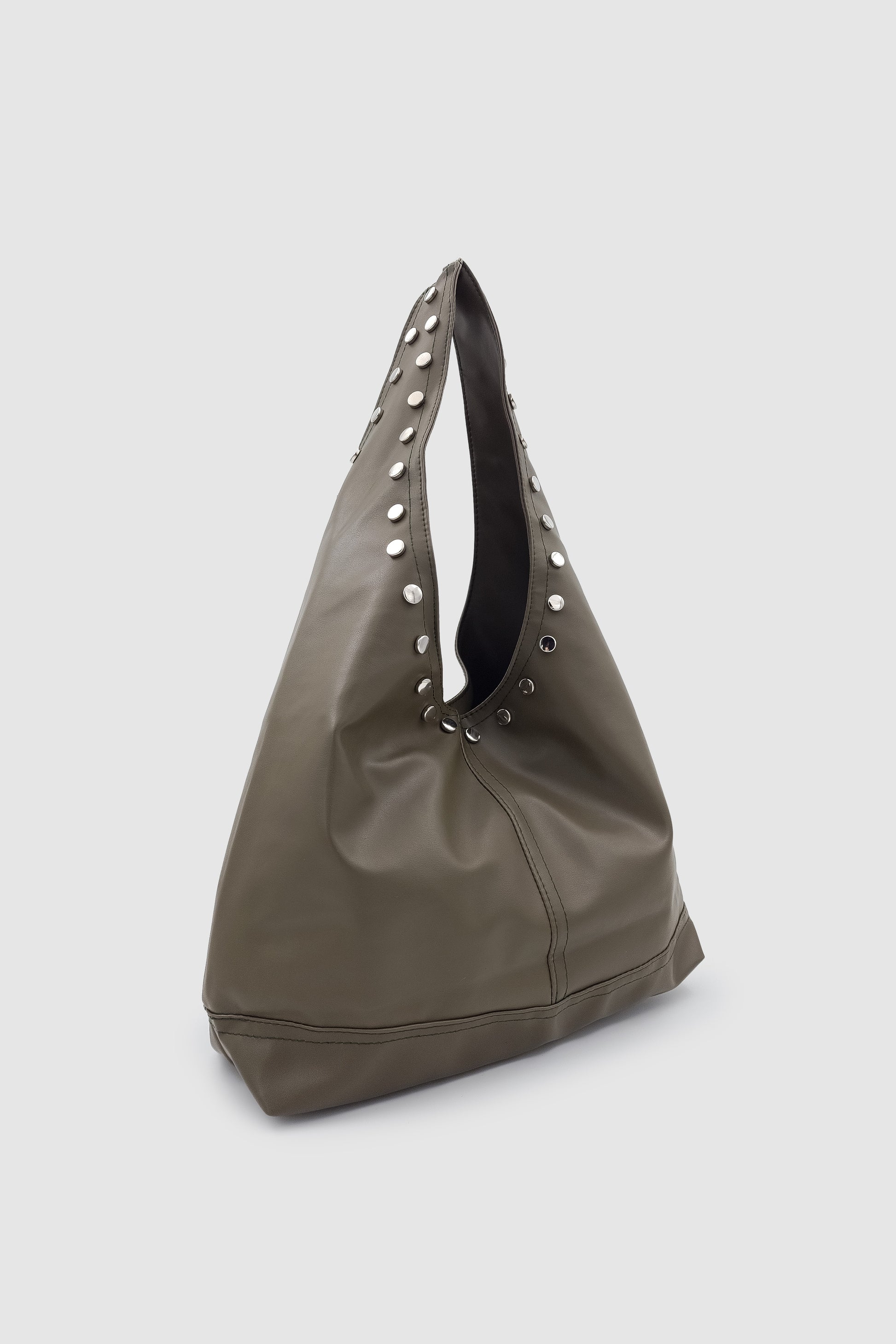 Stula Büyük Hacimli Mıknatıslı Zımba Detaylı Hobo Omuz Çantası Haki