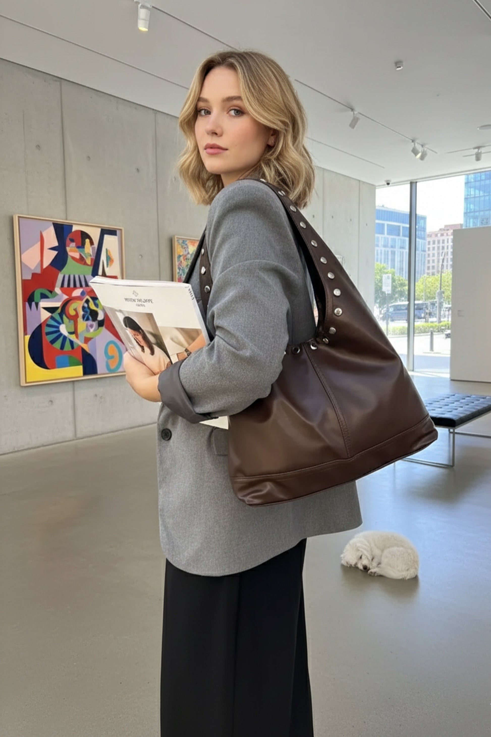 Stula Büyük Hacimli Mıknatıslı Zımba Detaylı Hobo Omuz Çantası Haki