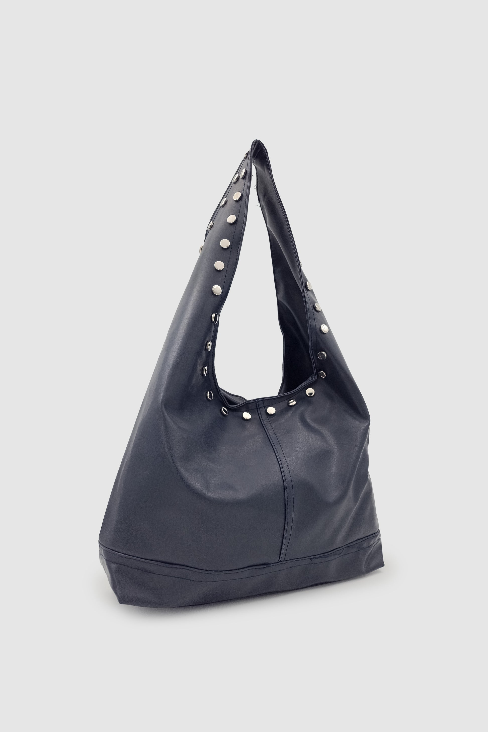 Stula Büyük Hacimli Mıknatıslı Zımba Detaylı Hobo Omuz Çantası Lacivert