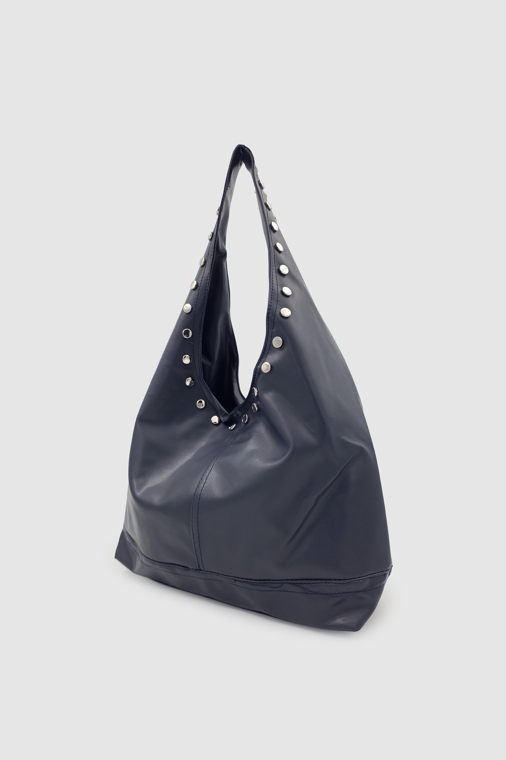 Stula Büyük Hacimli Mıknatıslı Zımba Detaylı Hobo Omuz Çantası Lacivert