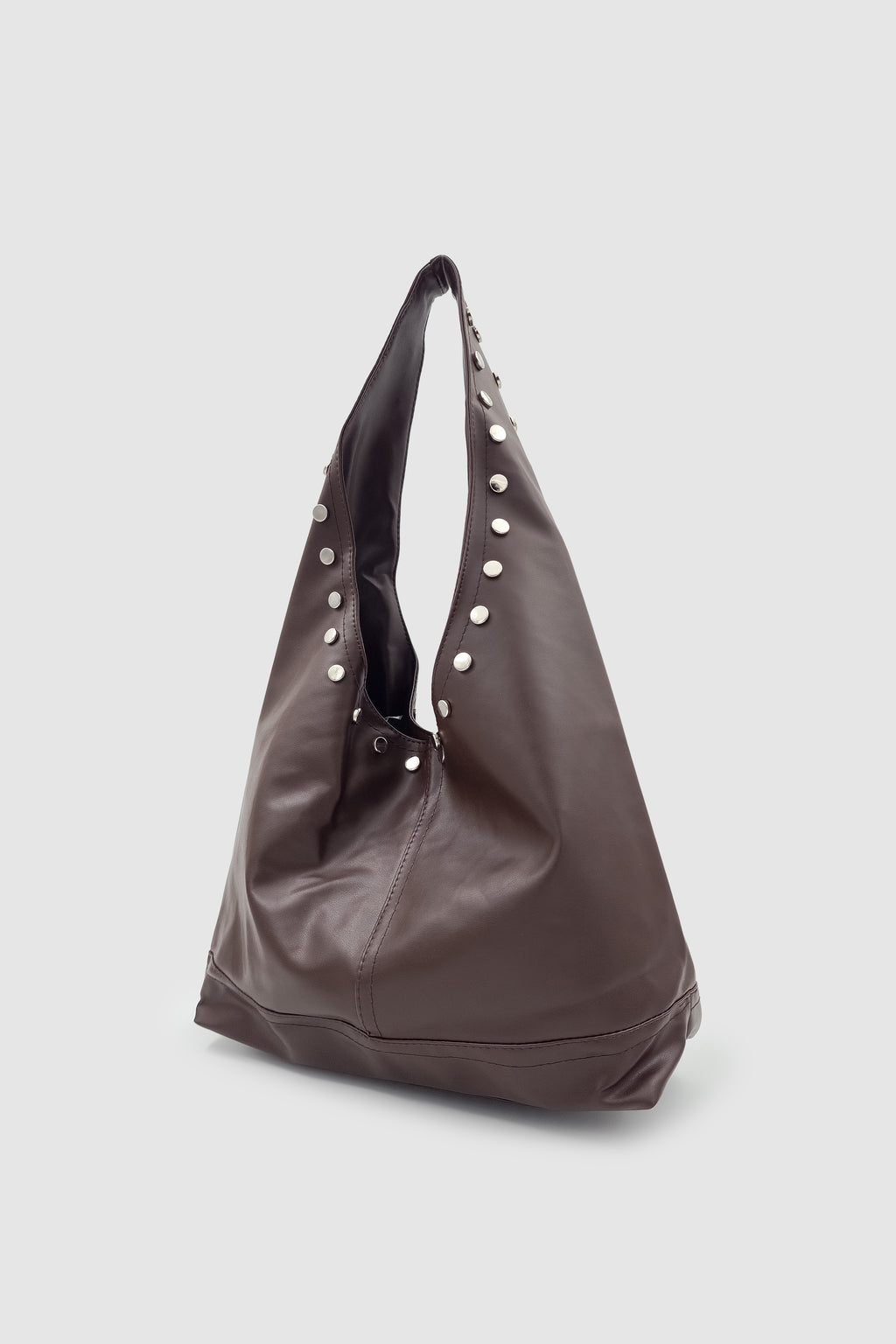 Stula Büyük Hacimli Mıknatıslı Zımba Detaylı Hobo Omuz Çantası Acı Kahve