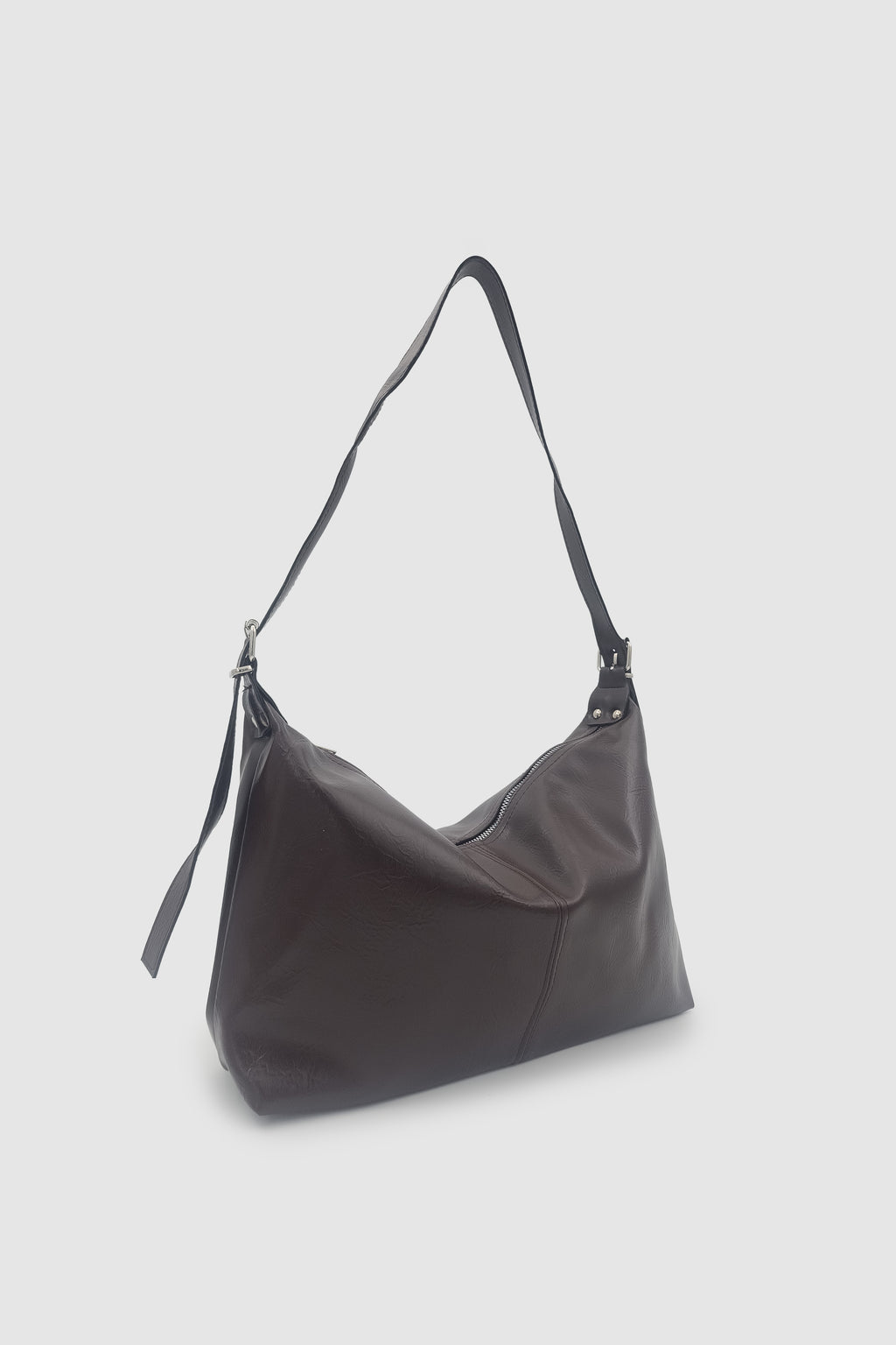 Rolyn Ayarlanabilir Askılı Yumuşak Formlu Hobo Kadın El, Kol ve Omuz Çantası Acı Kahve