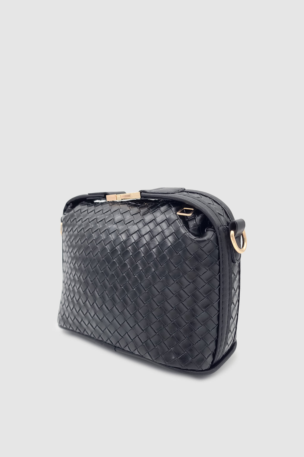 Zyren Toka ve Fermuar Kapamalı Örgü Desenli Çapraz Askılı El Çantası Siyah