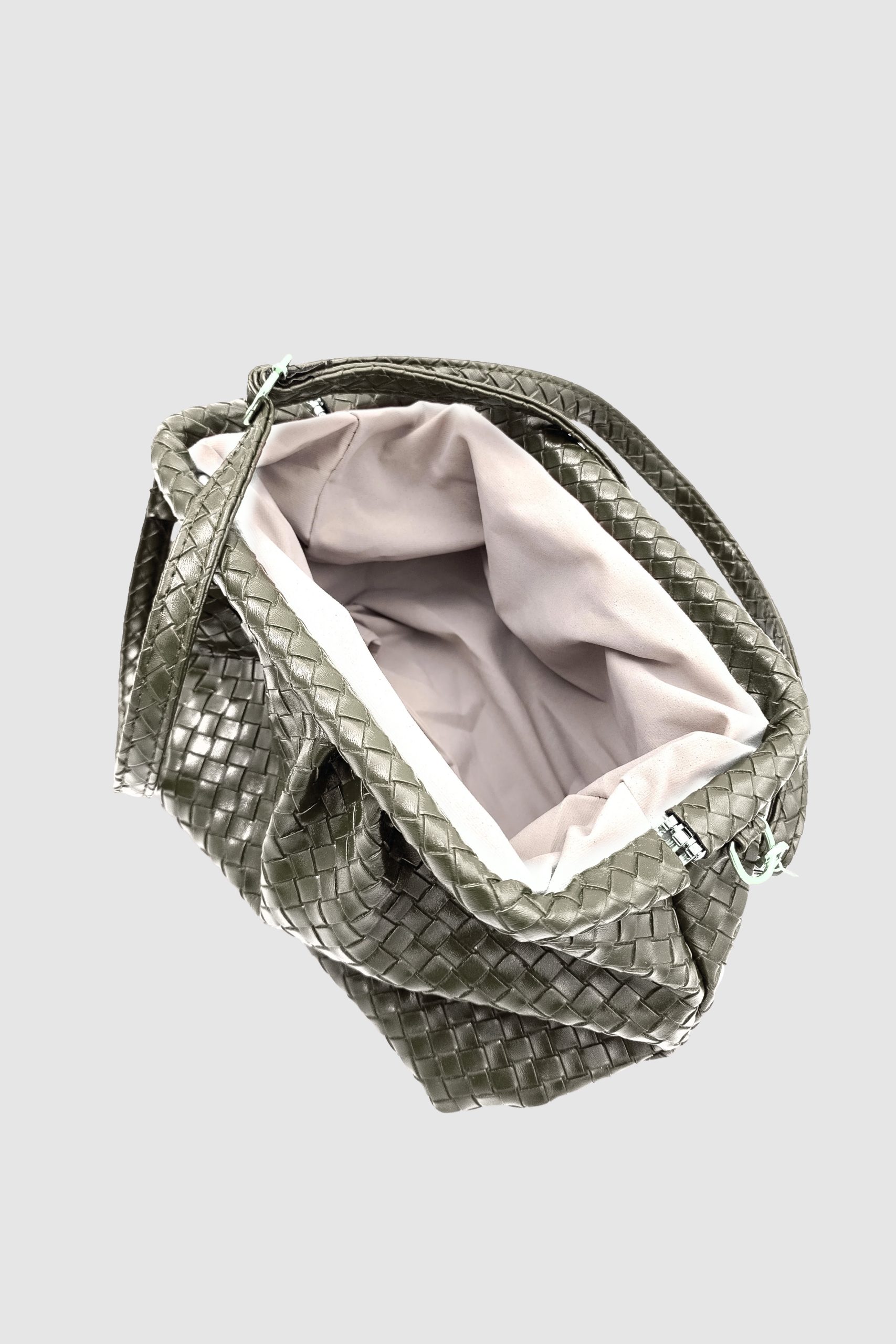Arvia Haki Örgü Desenli Yumuşak Formlu Portföy ve Çapraz Askılı El Çantası - Görsel 7