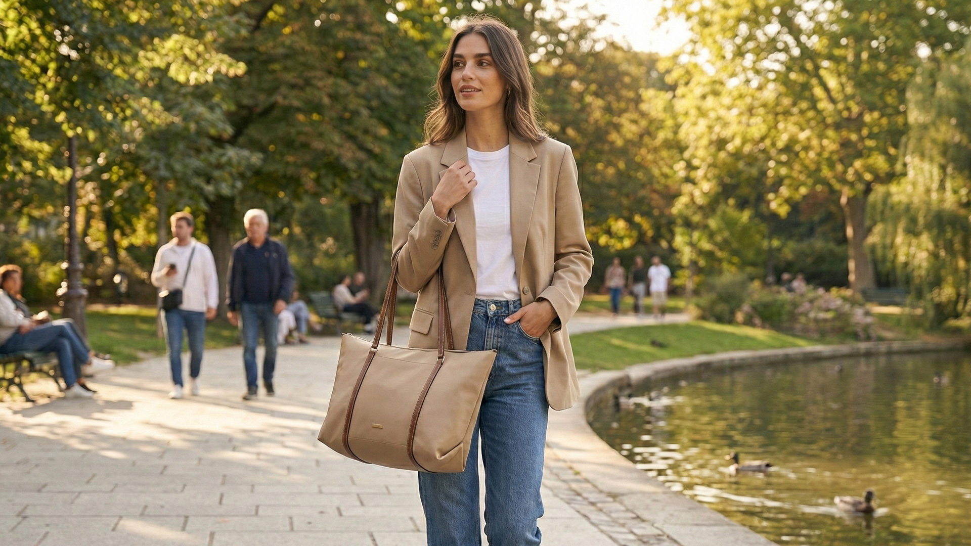 Her Kadının Dolabında Olması Gereken 5 Temel Çanta Modeli