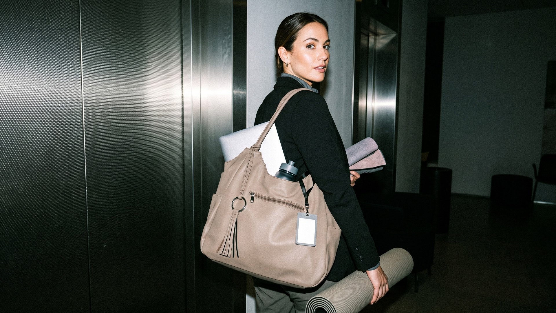 Spor Salonundan Ofise Hayatınızı Kolaylaştıran Çok Bölmeli Tote Çantalar